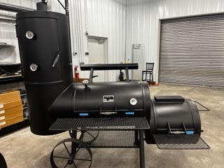 Local Special, Scratch &amp; Dent, Yoder Smokers 24" Durango Offset Smoker image 0